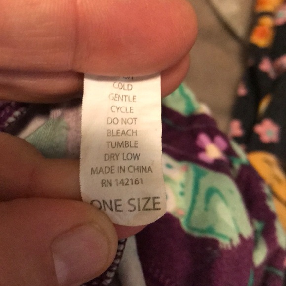 2 prs of LuLaRoe leggings GUC, OS, frogs & ducks - Picture 2 of 3